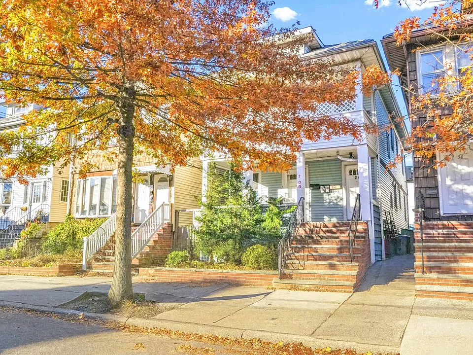 Outside View of Single Family Home for Sale in 7-06 College Point, NY 11356