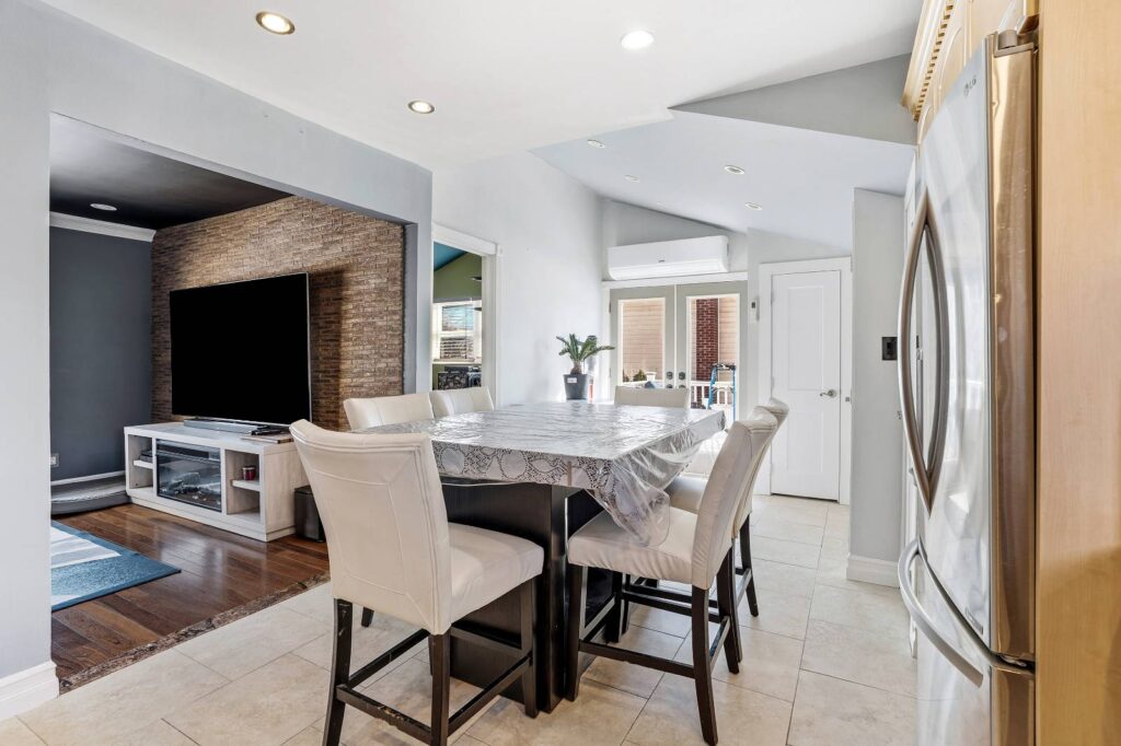 House for Sale in Freeport NY – Dining Table in Kitchen